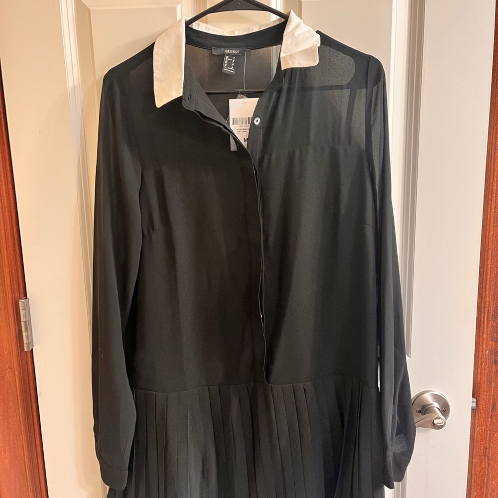 Forever 21 Black Dress with White Collar